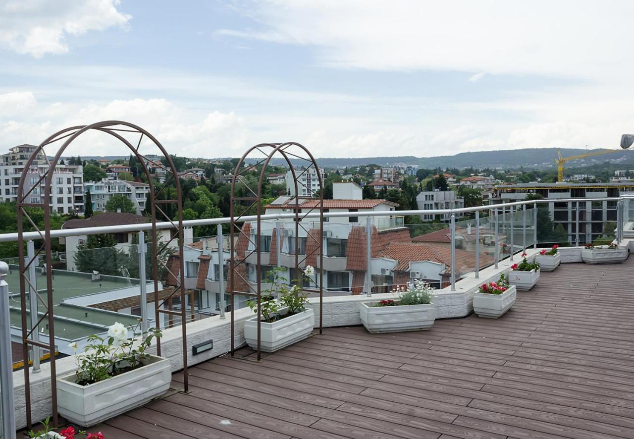 Apartament Under The Stars - Lux Penthouse With Pool And Terrace By Flat Mаnager Sweti Konstantin i Sweta Elena Zewnętrze zdjęcie