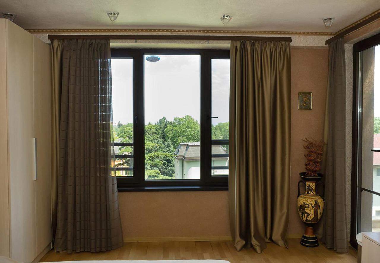 Apartament Under The Stars - Lux Penthouse With Pool And Terrace By Flat Mаnager Sweti Konstantin i Sweta Elena Zewnętrze zdjęcie