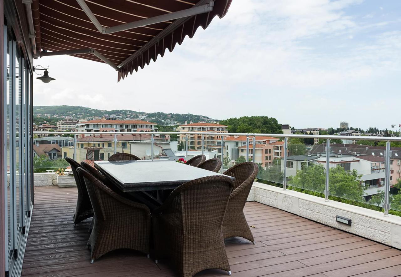 Apartament Under The Stars - Lux Penthouse With Pool And Terrace By Flat Mаnager Sweti Konstantin i Sweta Elena Zewnętrze zdjęcie